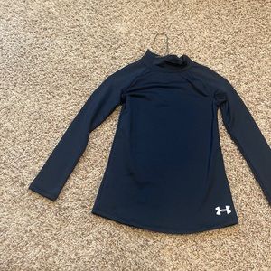 Under armour fitted under shirt - cold gear